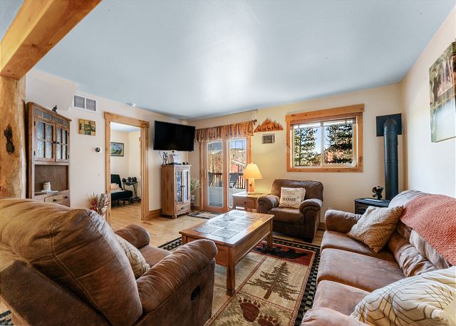 241 North Side Circle