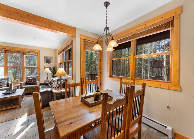 Trapper's Crossing #8768 10