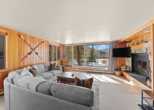 Living room with scenic views 