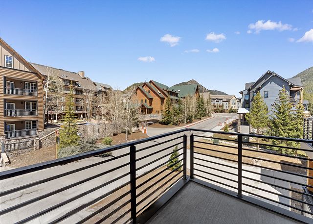 Ina's Way Townhomes, Unit A 3