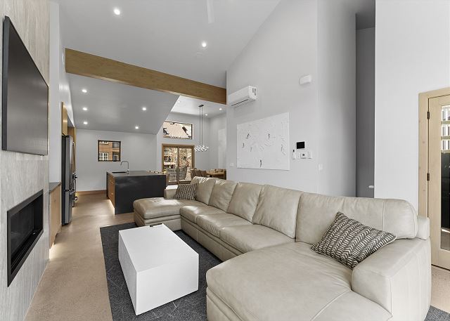 Ina's Way Townhomes, Unit A 7