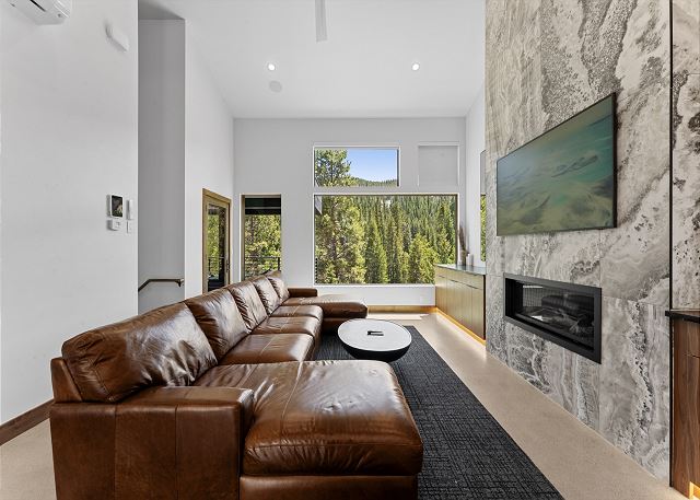 Ina's Way Townhomes, Unit B 5