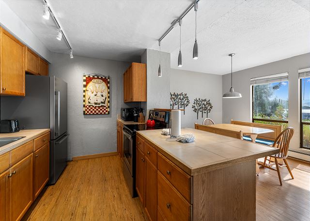 Lake Cliffe #108 Building F 9