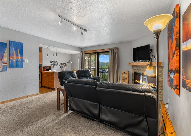 Lake Cliffe #108 Building F 8