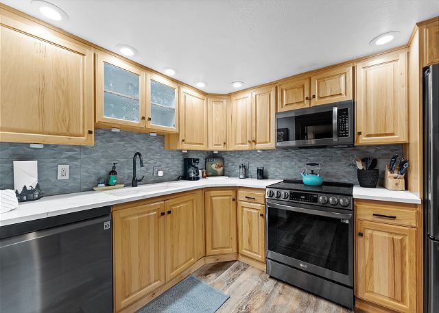 Summit House East #313 10