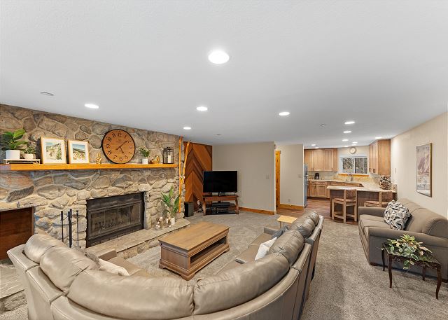 Cinnamon Ridge Unit 232, Building 2 3