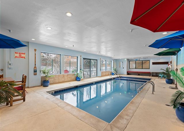 Shared pool and hot tub. 