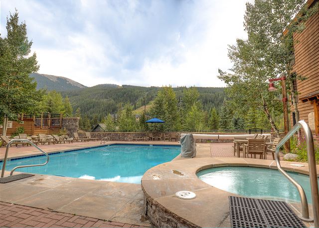 Guests of Silver Mill can access the Dakota Lodge pool and hot tub. 