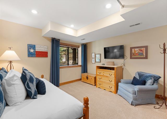 102 Streamside Circle | Photo 2