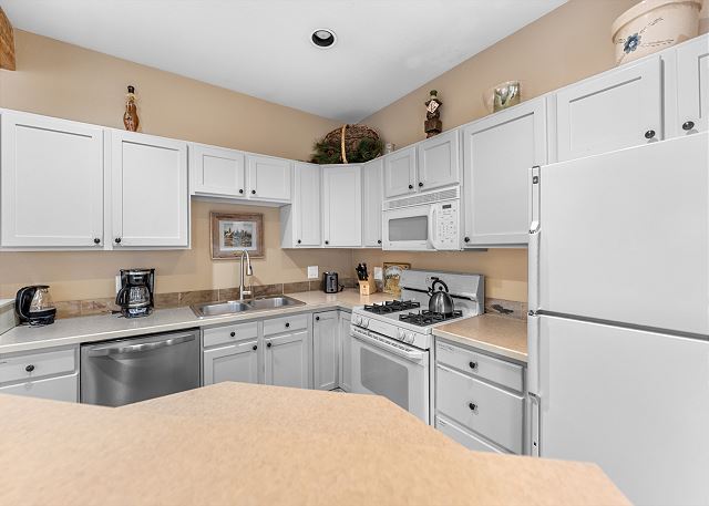 Trappers Crossing #8770 9