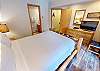 Primary Bedroom with Queen, Flatscreen