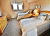 Guest Bedroom with 2 Twins