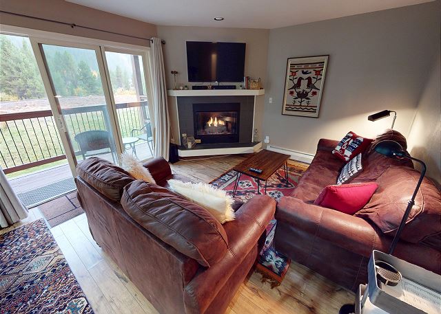 Cinnamon Ridge III D122