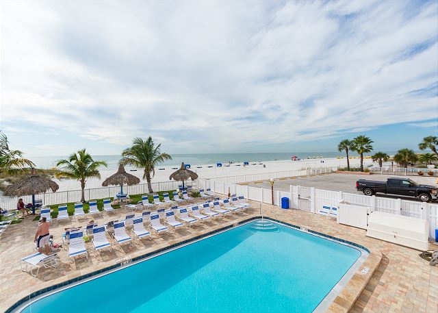 #106 Beach Place Condos