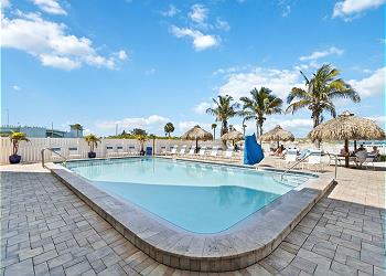 Beach Place Pool