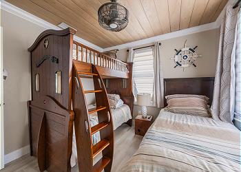 Guest Bedroom Bunk