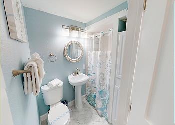 Main Bathroom 1-2