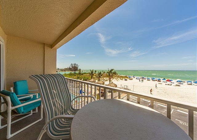 #209 Beach Place Condos