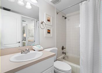 Madeira Norte 214 Guest Bathroom