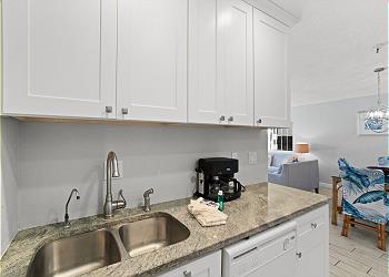 Surf Song 345 Kitchen