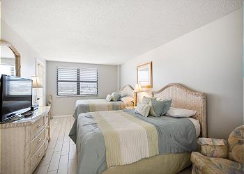 Beach Place 405 Master Bedroom