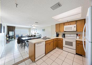 Kitchen 1-1