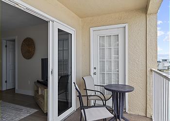Beach Place 412 Balcony
