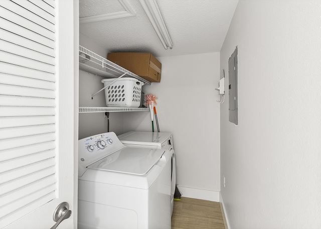 #412 Beach Place Condo