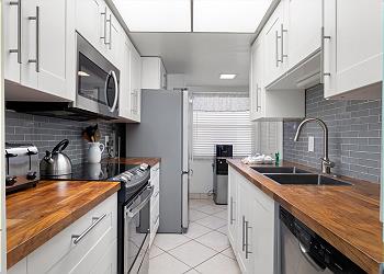 Madeira Norte 516 Kitchen