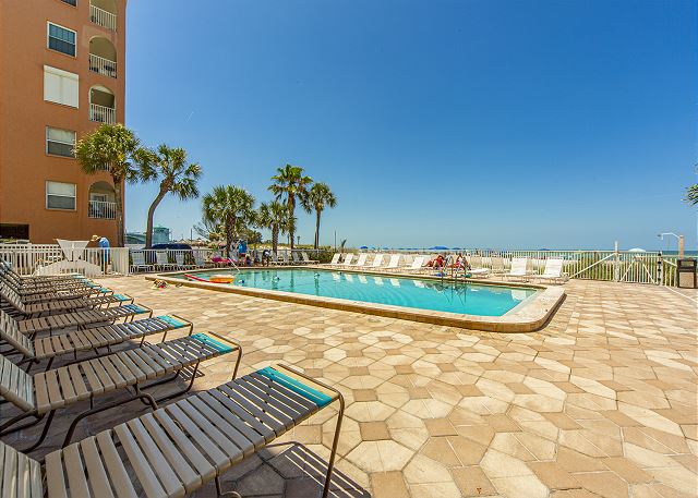 #211 Sandy Shores Condominiums