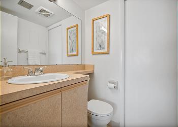 Madeira Norte 402 Bathroom