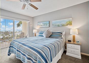 Madeira Norte 402 Master Bedroom