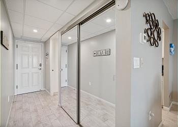 Madeira Norte 402 Hall