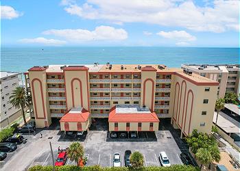 Las Brisas Street Front