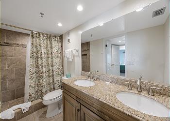 Guest Bathroom 2