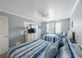 Guest Bedroom 1-2