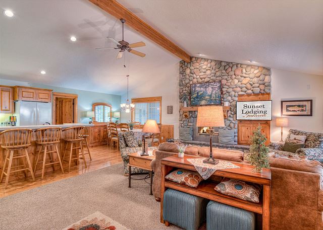 View Living Room into Kitchen and dining area