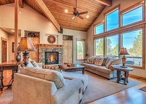 Luxury Retreat with Hot Tub, SHARC, A/C and Bikes