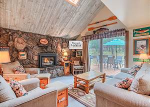 Come Enjoy This Cabin In The Woods, Hot Tub & Pet Friendly, 8 SHARC PASSES!