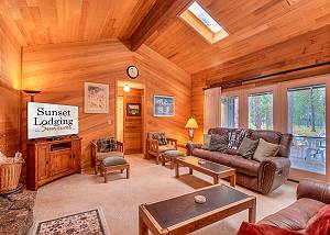 Escape to Sunriver! Near Lake Aspen and River Trails!