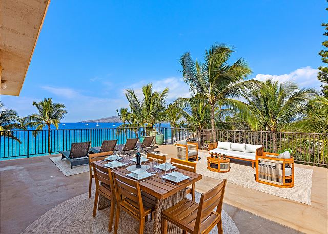 Big views deserve a big lanai.