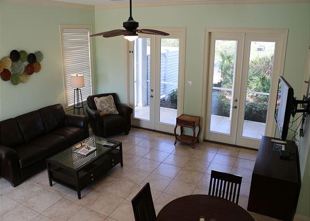 1st fl living rm small house