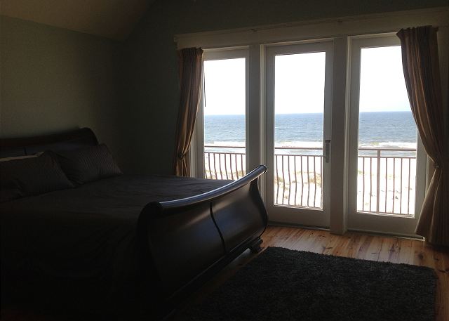queen bed