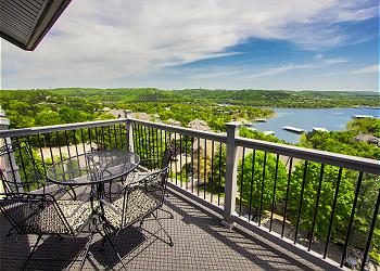 Book The Best Vacation Homes And Rentals In Branson Mo Sunset