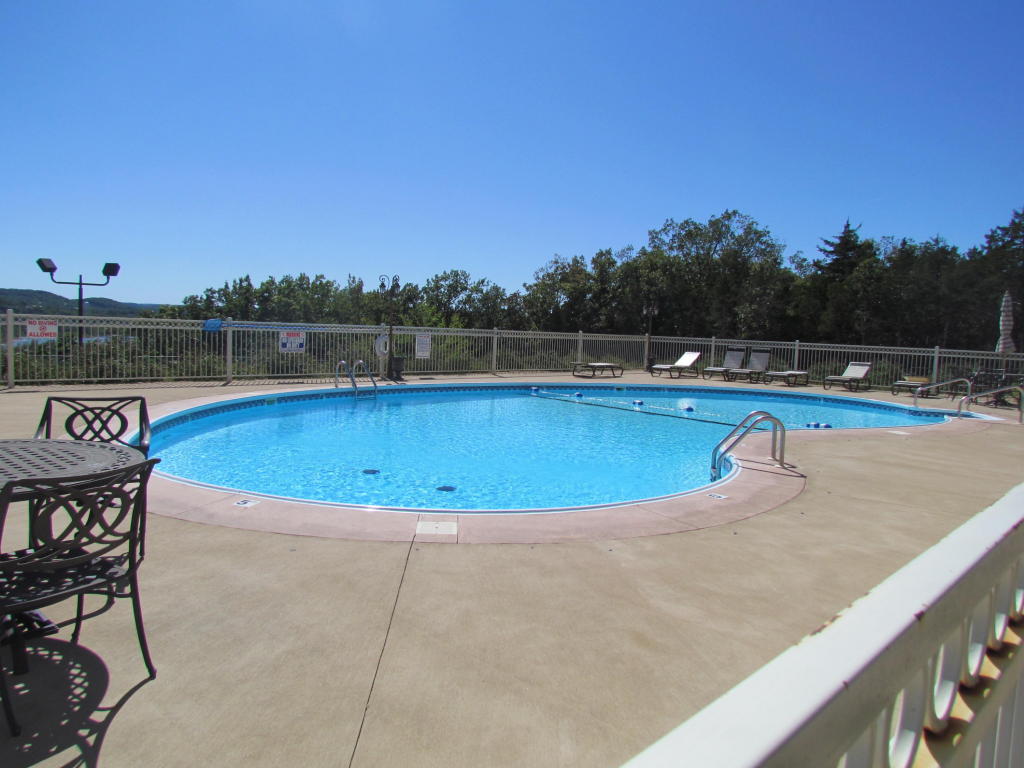 Reflection Retreat 2 bedroom Condo in Emerald Pointe