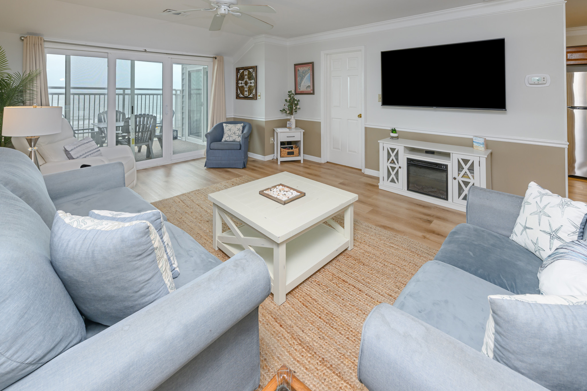 South Shores II 203