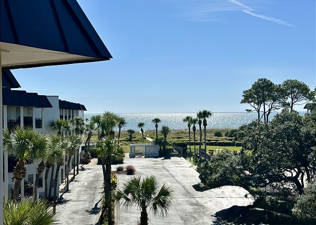 Salty Shores! -Incredible ocean views