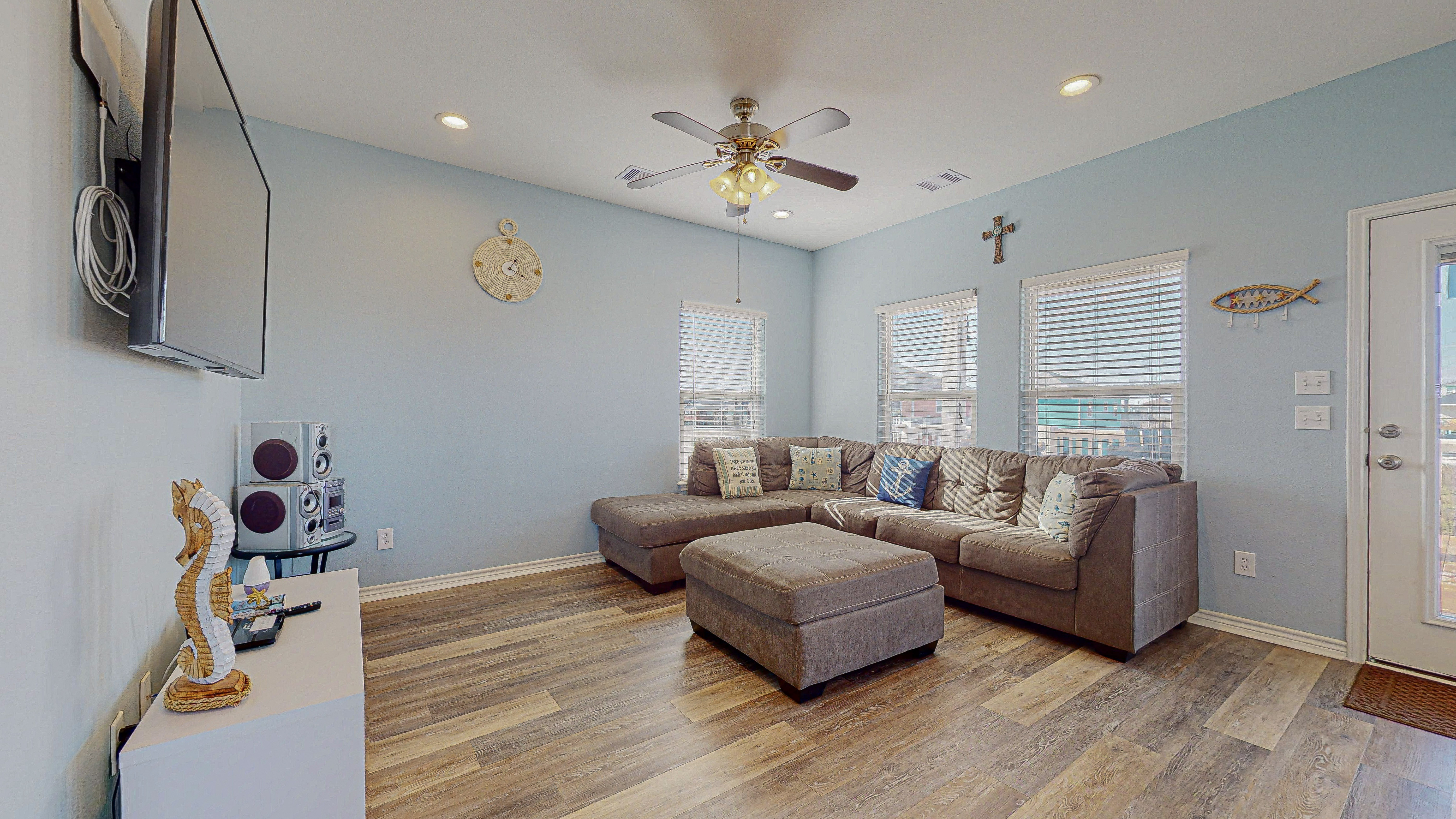 Beacon on the Beach | Photo 4