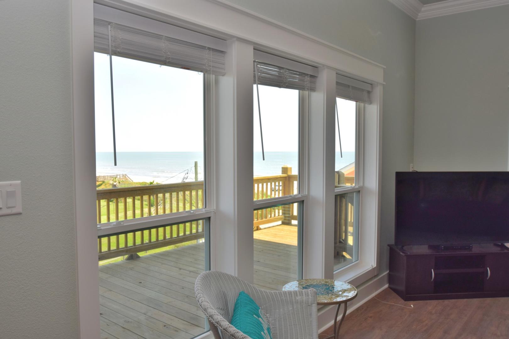 Peace Love and Sandy Feet | Photo 5