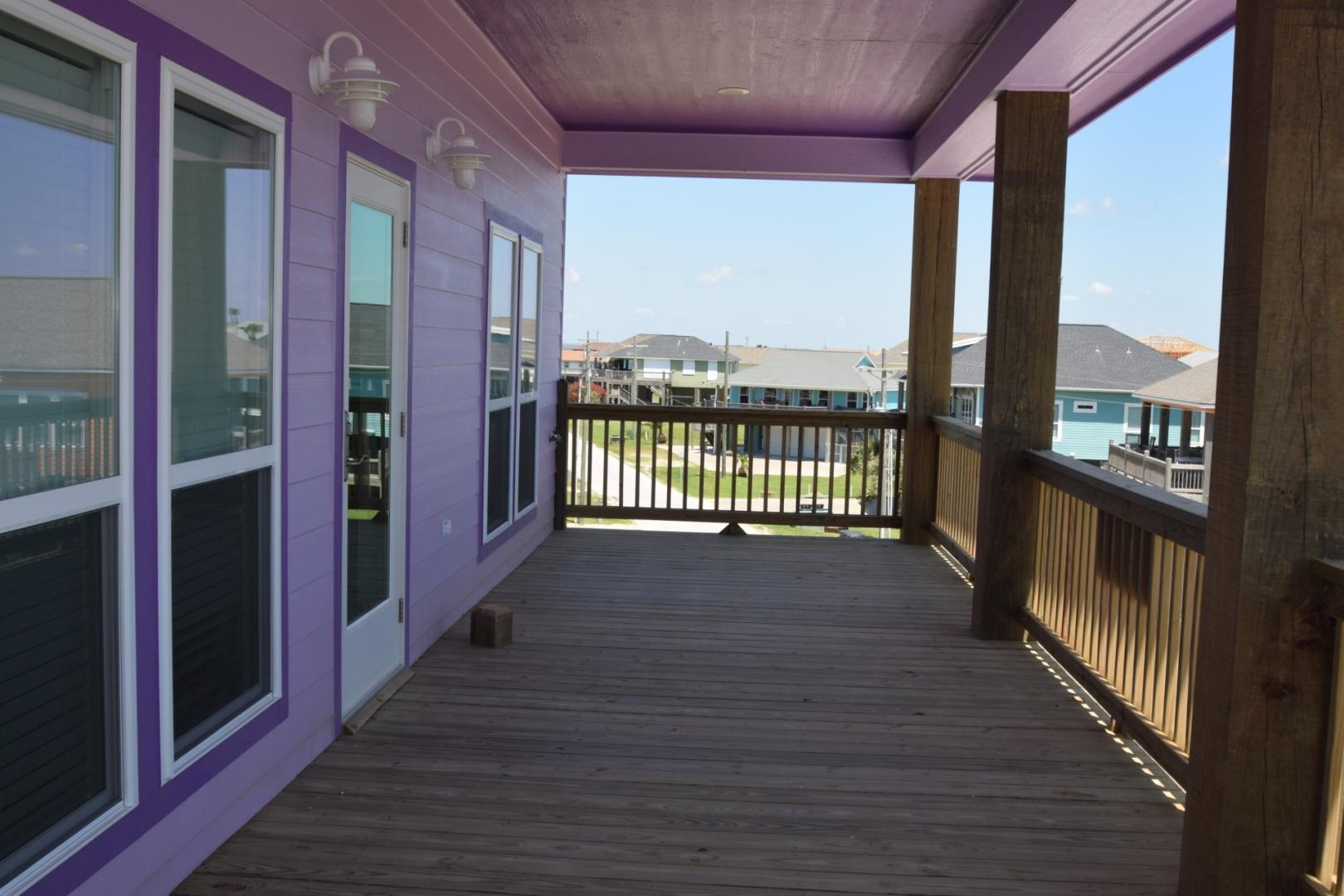 Peace Love and Sandy Feet | Photo 4